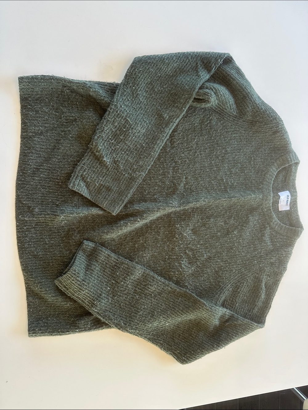 Old Navy Men's Crewneck Sweater in Olive Green